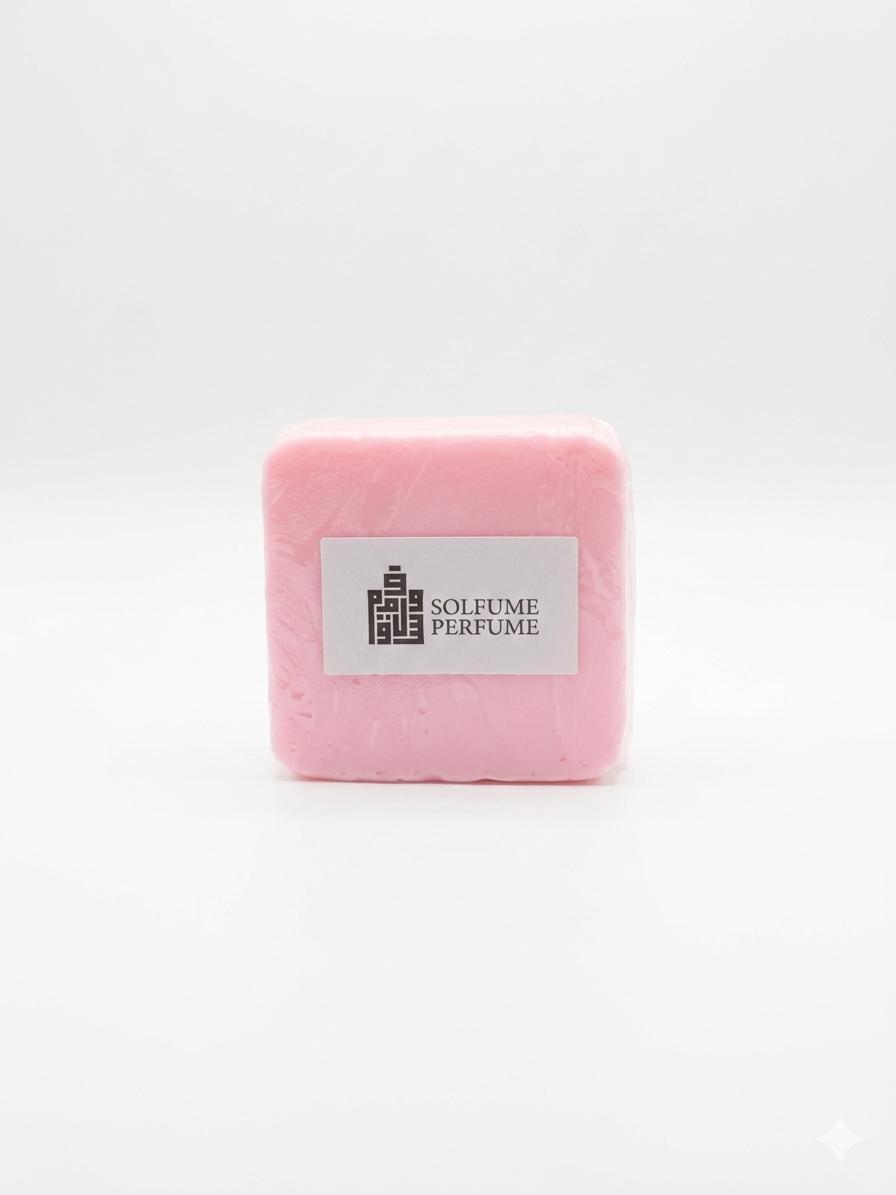 صابون طبيعي برائحة الرمان